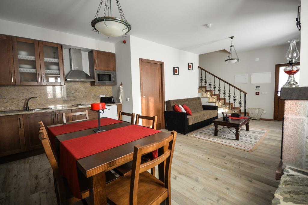 Casas No Terreiro Landhuis Penacova