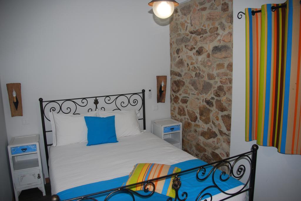 Casas No Terreiro * Penacova