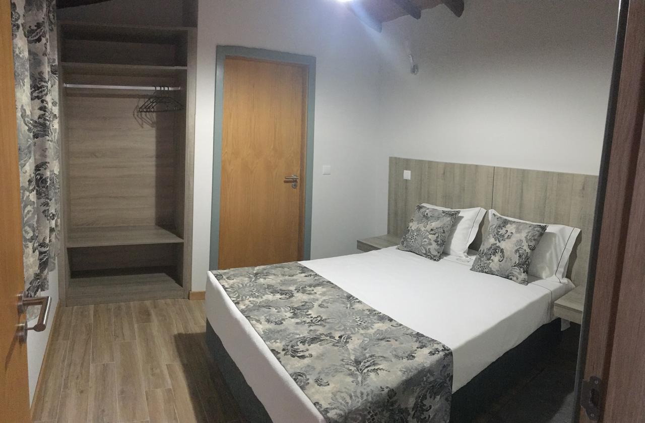 Casas No Terreiro Landhuis Penacova